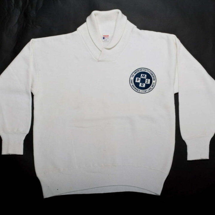 <!--:en-->Vintage Auction File 28: Round-Collar Sweatshirt “The American Youth Foundation” <!--:-->