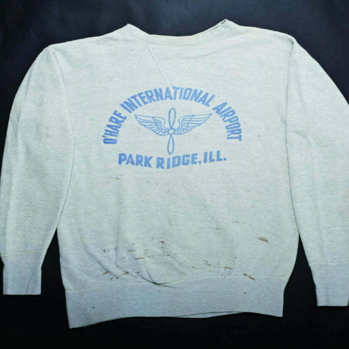 <!--:en-->Vintage Auction File 40: Front V Military Sweatshirt “O’Hare International Airport” <!--:-->
