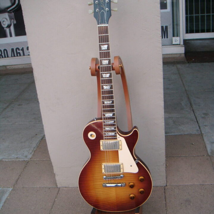 New Exhibitor from Arizona: Hi-End Vintage Guitars!! Wow!!!!!!!!